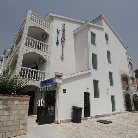בודווה Apartments Perovic מראה חיצוני תמונה