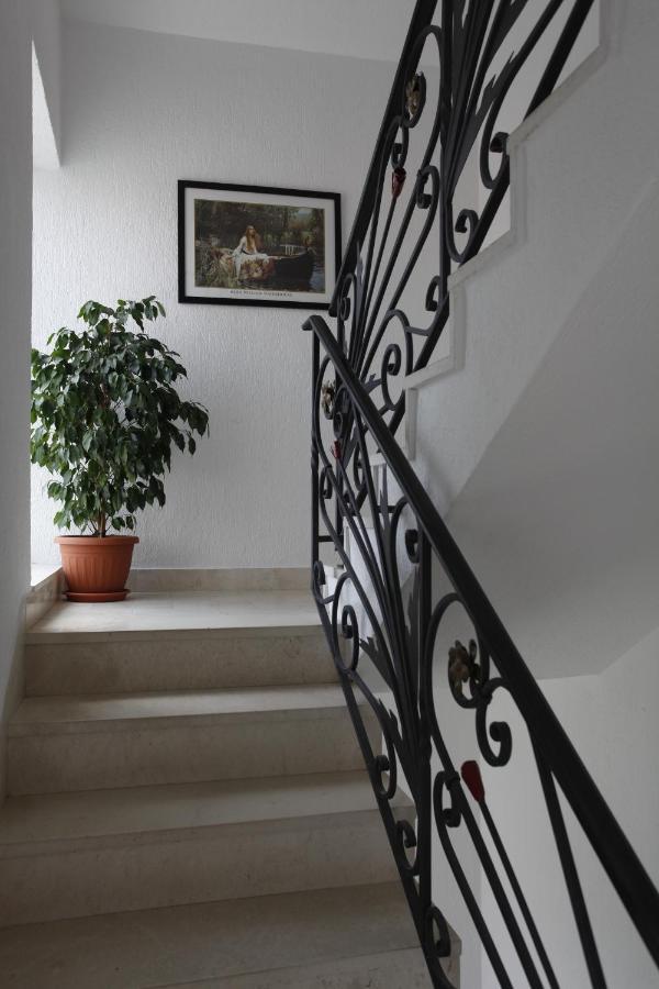 בודווה Apartments Perovic מראה חיצוני תמונה