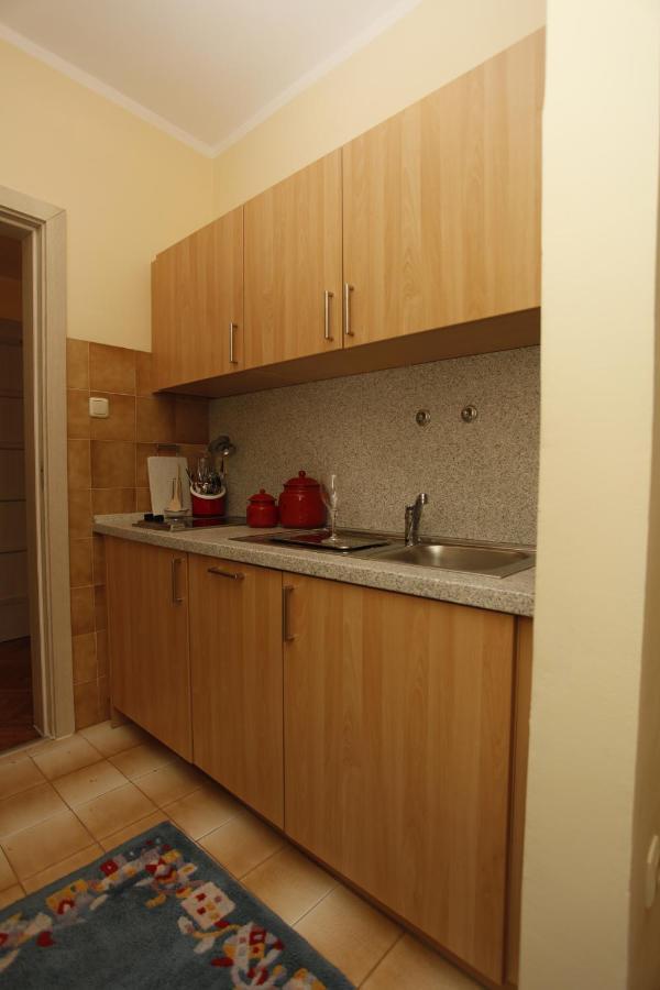 בודווה Apartments Perovic מראה חיצוני תמונה
