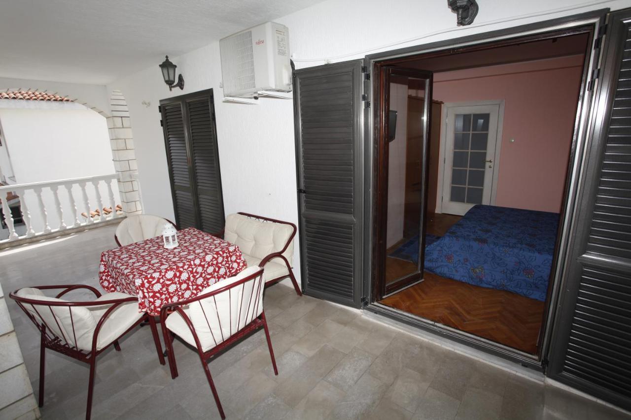 בודווה Apartments Perovic מראה חיצוני תמונה