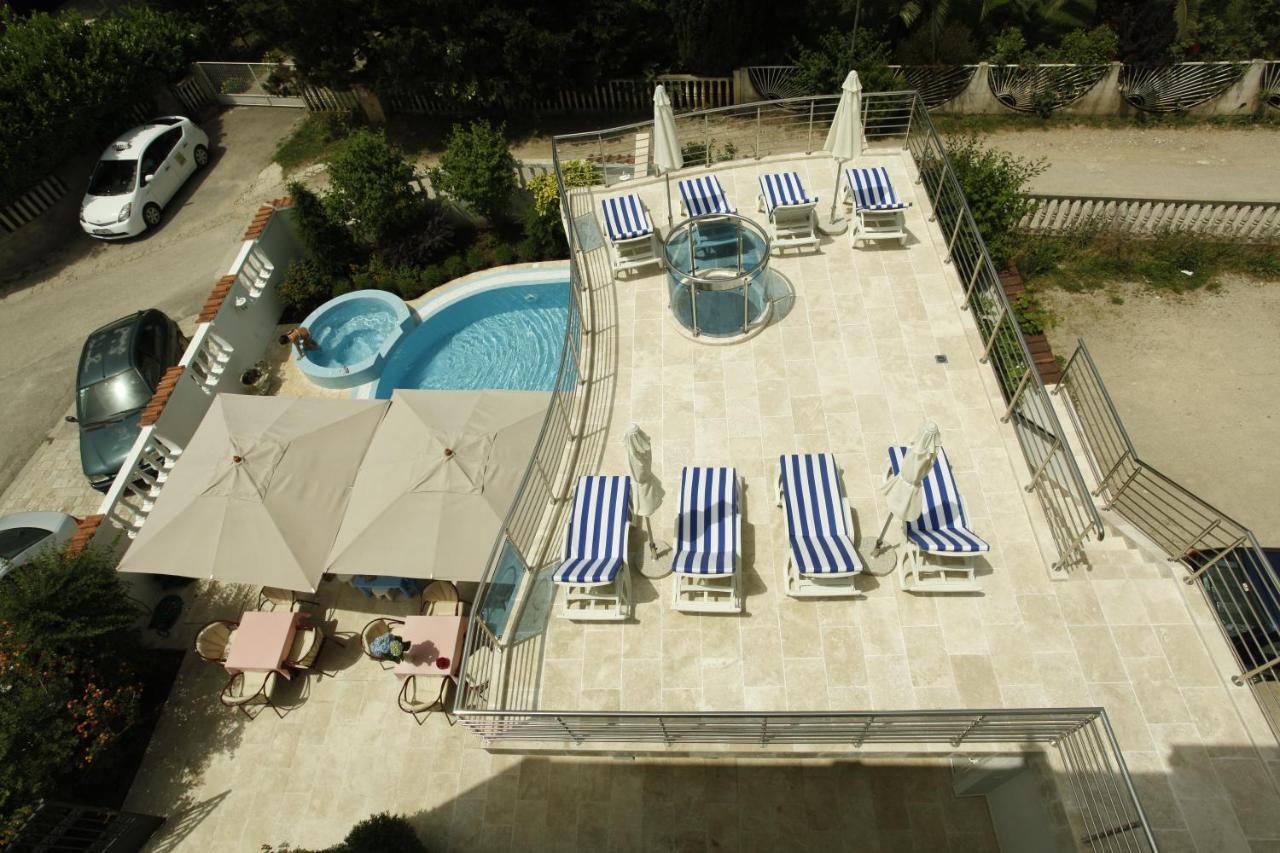 בודווה Apartments Perovic מראה חיצוני תמונה
