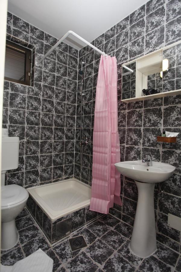 בודווה Apartments Perovic מראה חיצוני תמונה