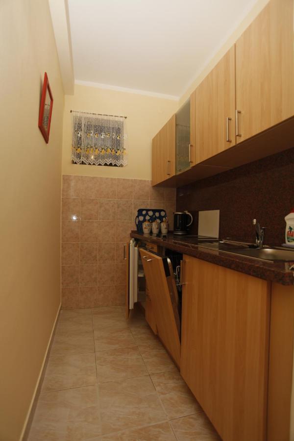 בודווה Apartments Perovic מראה חיצוני תמונה