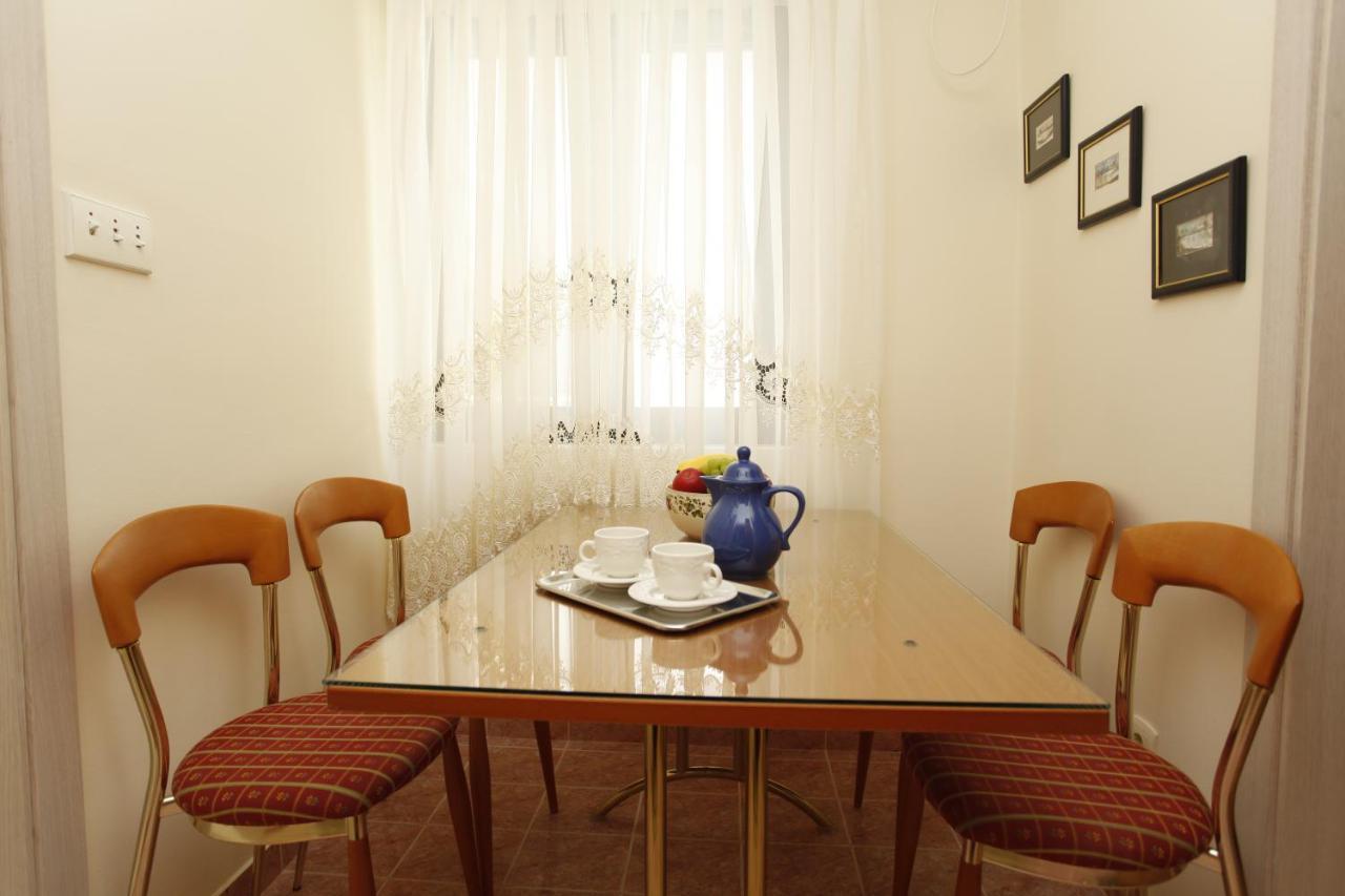 בודווה Apartments Perovic מראה חיצוני תמונה